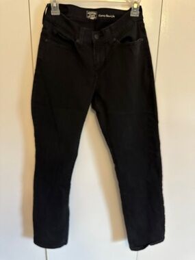 Signature Levi Strauss Curvy Straight Black Jeans